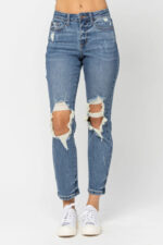 Judy Blue Destroyed Boyfriend Jeans
